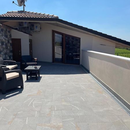Casa Luigi - Appartamenti A Peschiera Del Garda Peschiera del Garda Exterior foto
