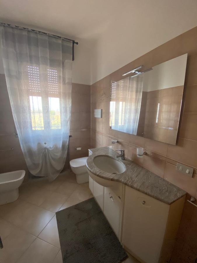 Casa Luigi - Appartamenti A Peschiera Del Garda Peschiera del Garda Quarto foto